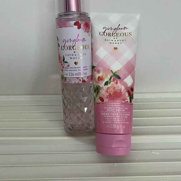 Bath and body works Gingham Gorgeous Spray mist + Moisturizer set. New. - Picture 2 of 4